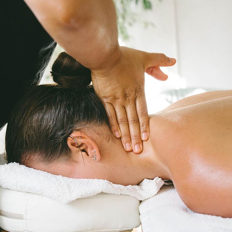 Muscura Aura - Pro Massages