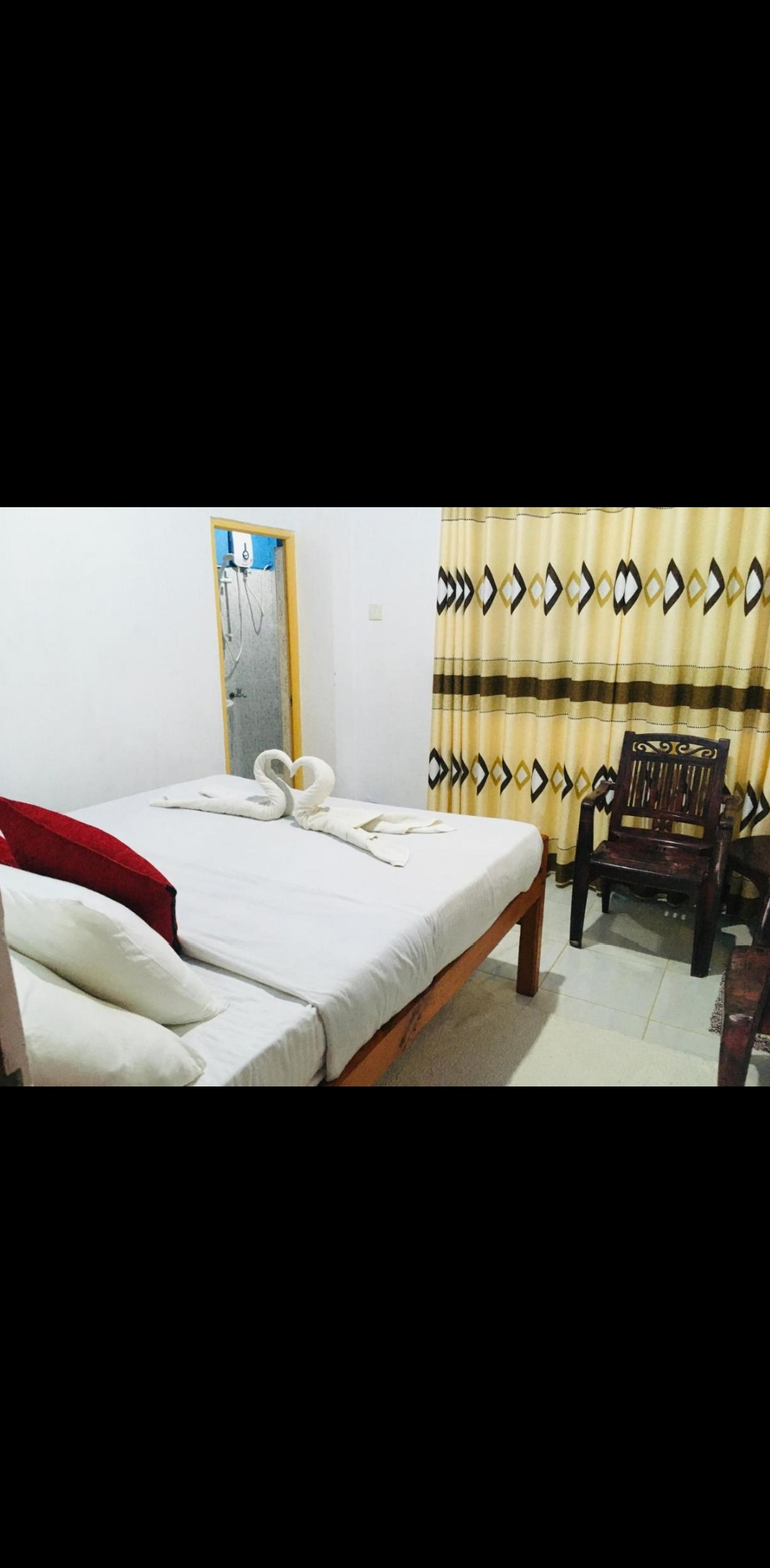 Adisham village home /hidden nature tour/ greenwood view kitchen