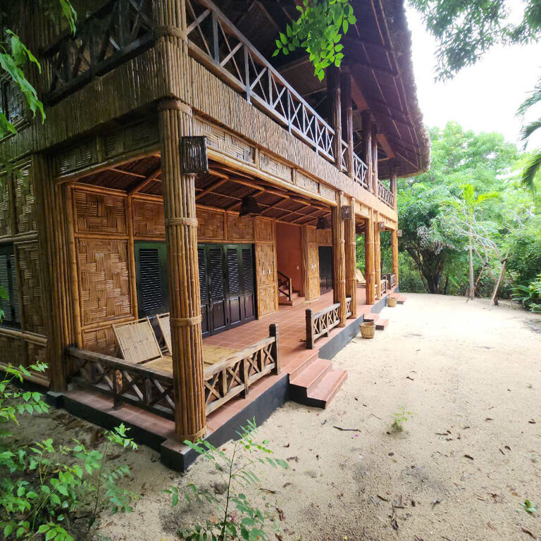 Rainbow Divers-Whale Island Resort