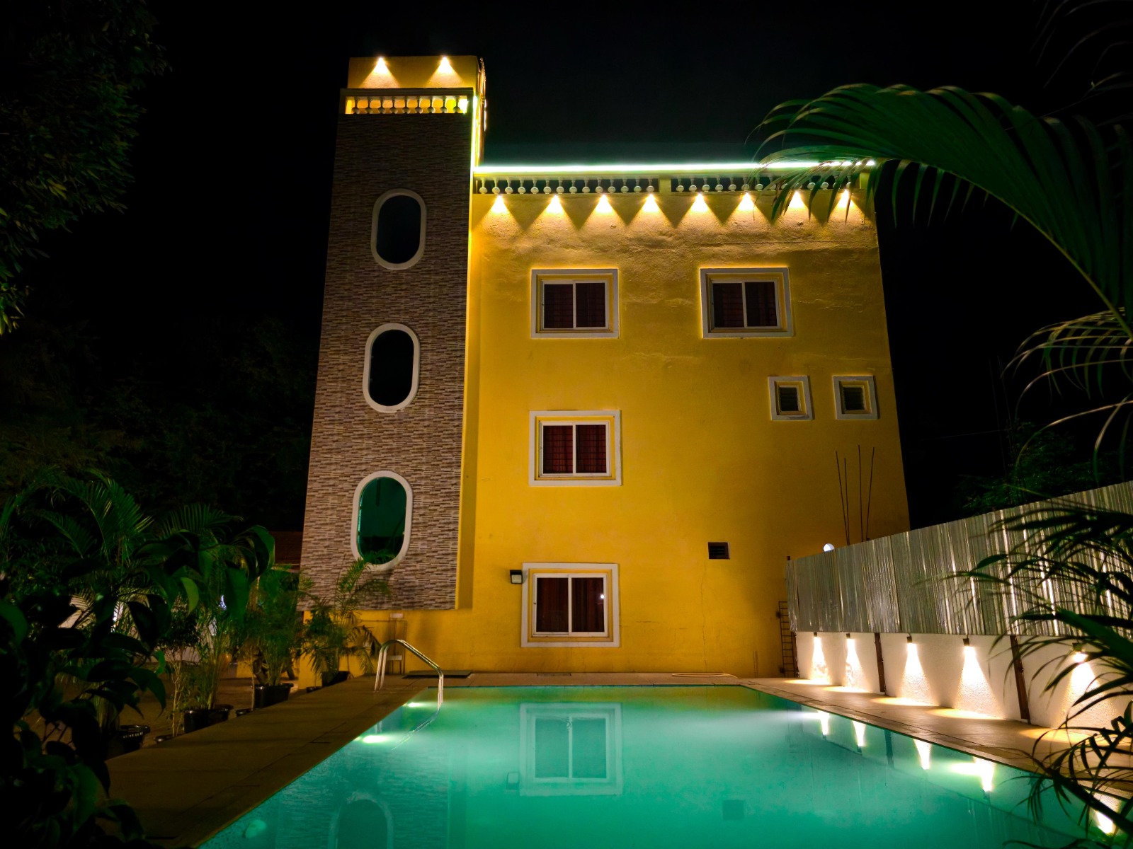 Beach walk Spacious 8bhk private pool villa