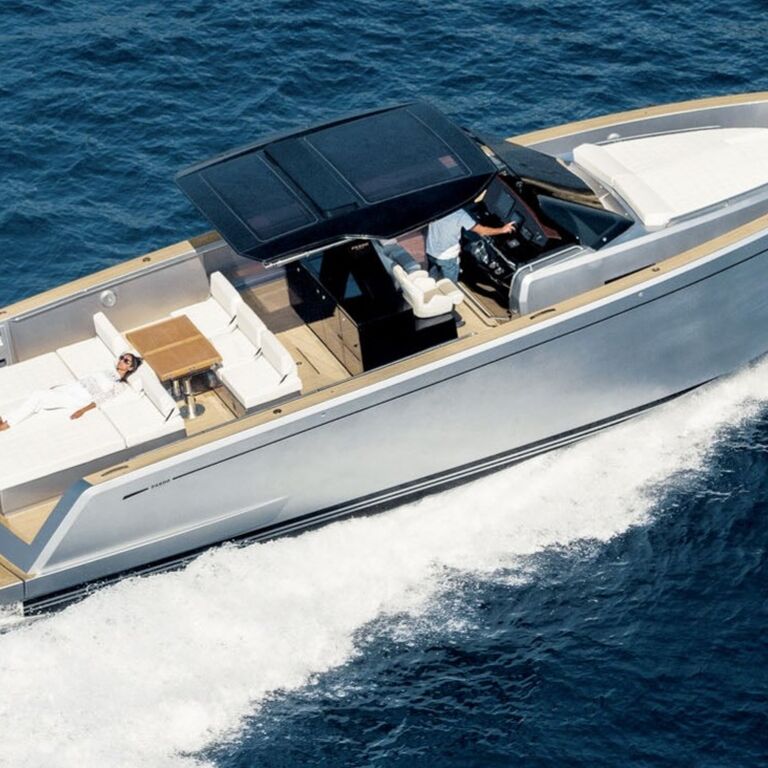 1852 Private Boat Tours