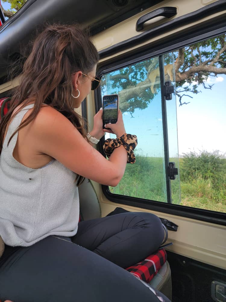 LAND SAVANNAH AND TREKKING