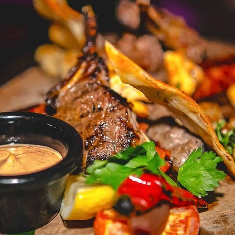 Cape Town Dinner Tour in Spyce with Live Music