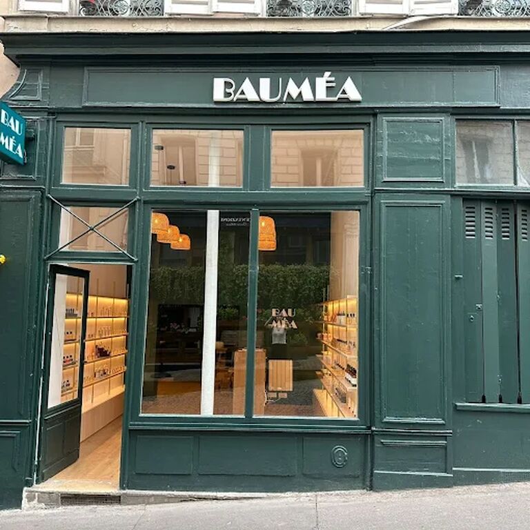 BAUMEA