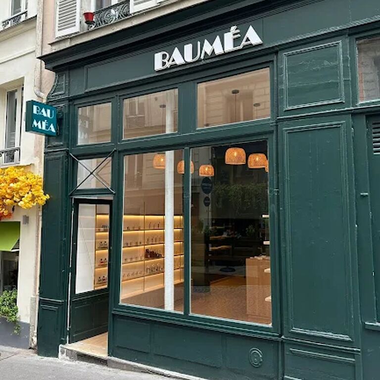 BAUMEA