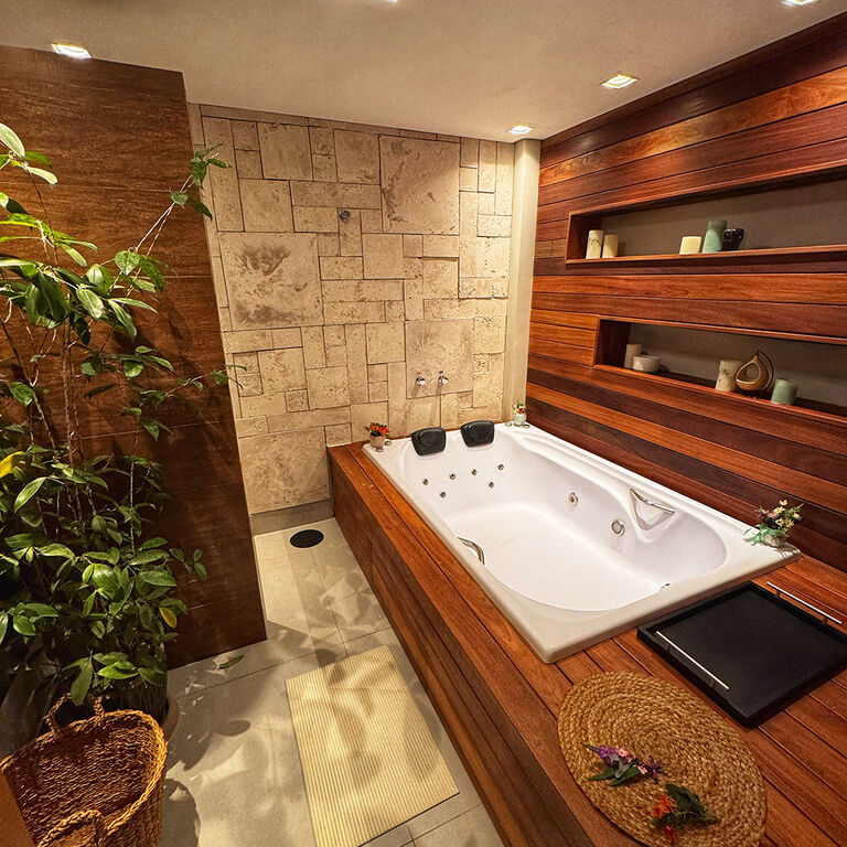Aura Spa