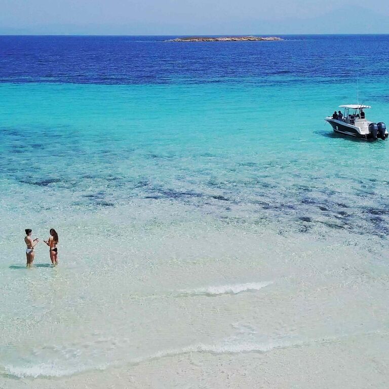 BLUE LAGOON VOURVOUROU