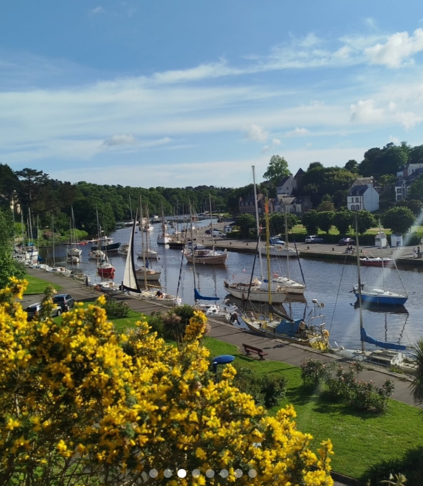 DIE GEHEIMNISSE VON PONT-AVEN