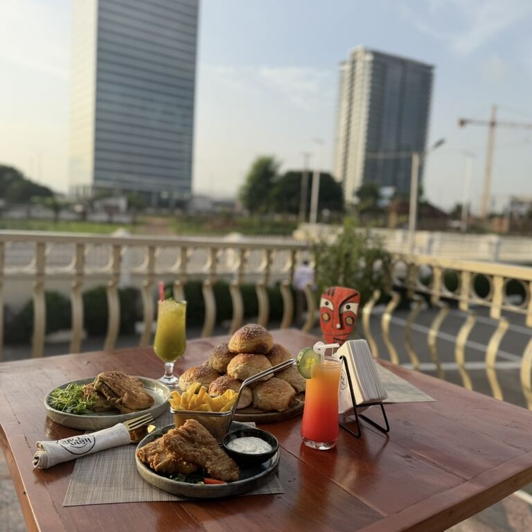 Luna Cafe by BelgianWafflesng