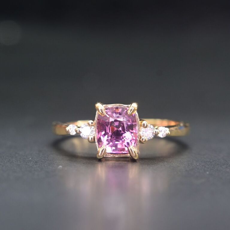 Shiraz Jewelry