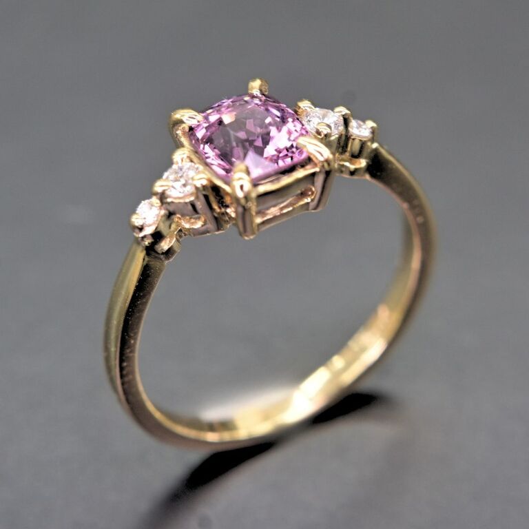 Shiraz Jewelry