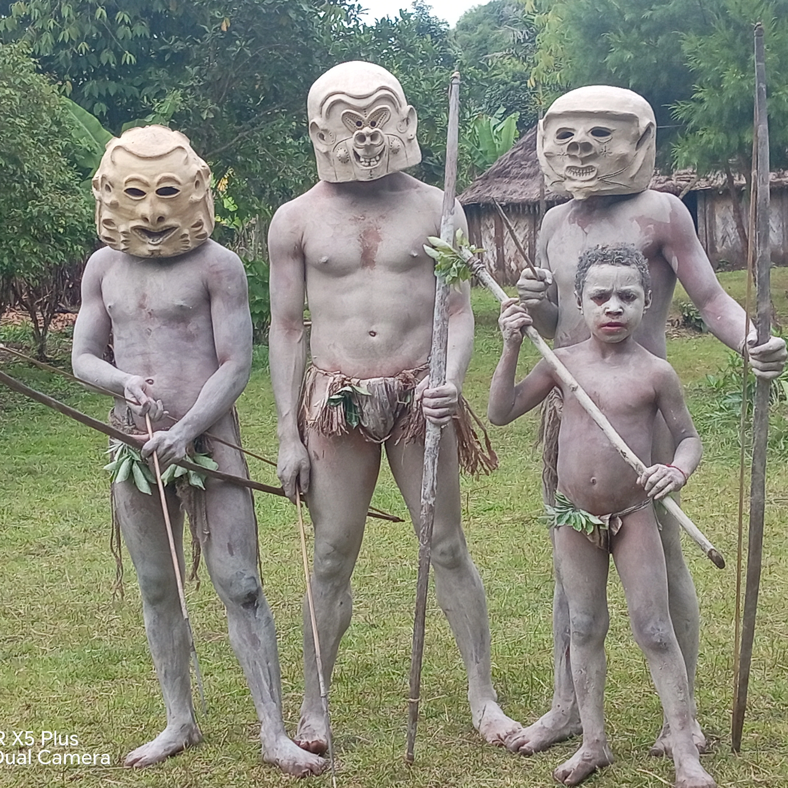 Asaro horosa mudmen tours