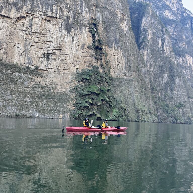 Academia y club de Kayak Uk UM