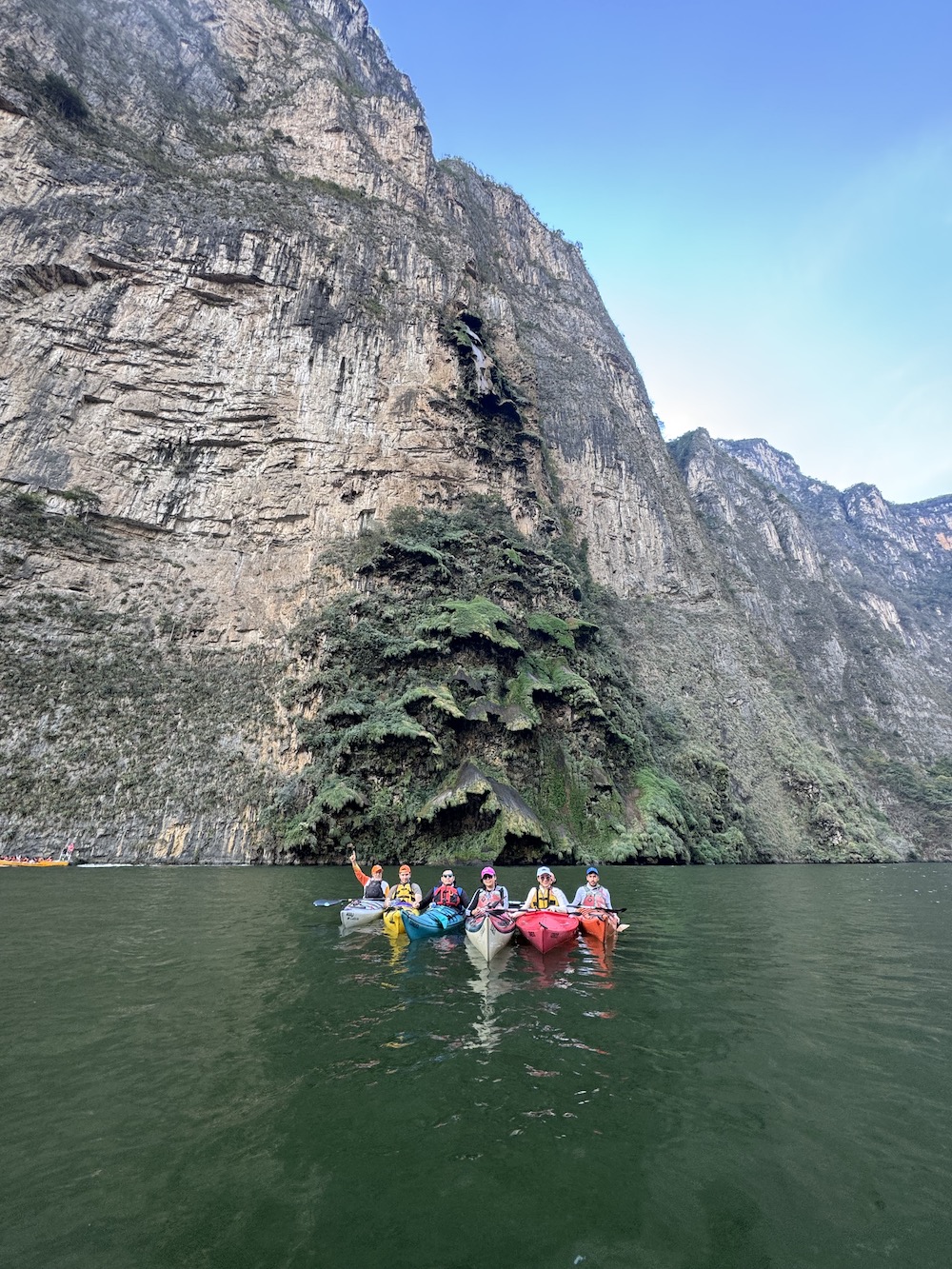 Academia y club de Kayak Uk UM