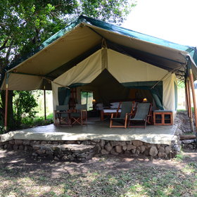 ADVENTURE SAFARI BOOKERS