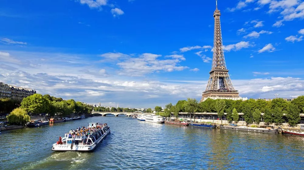 RST PARIS