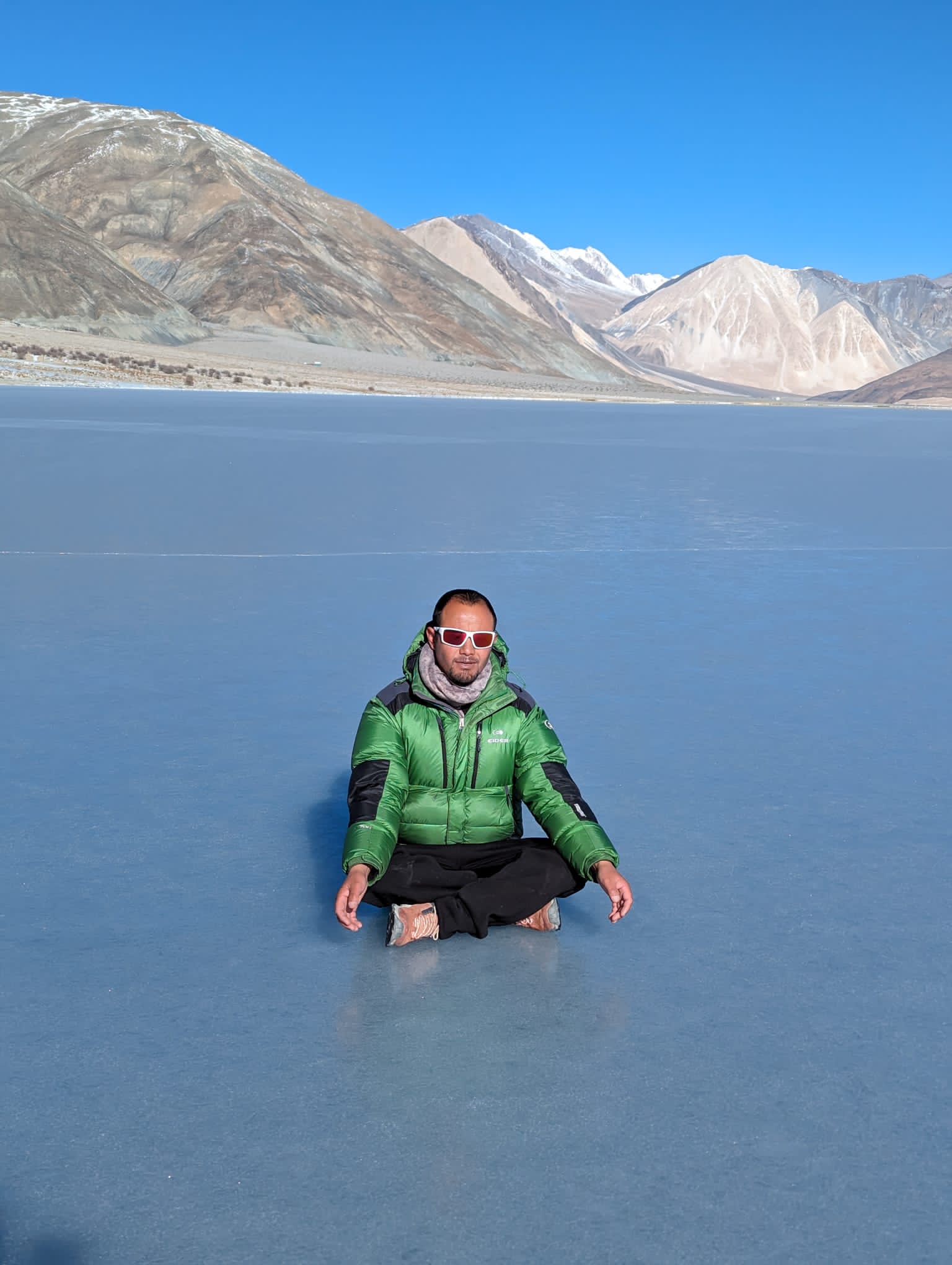 Rinchen Ladakh taxi provider