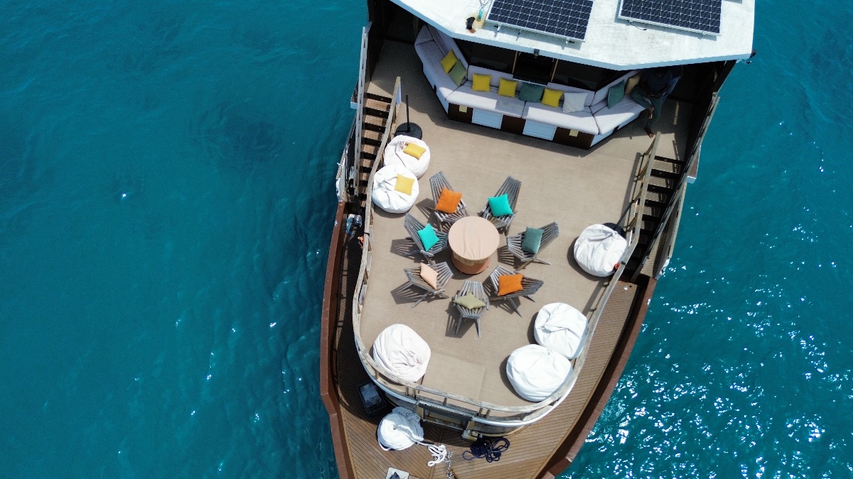 Atoll villa