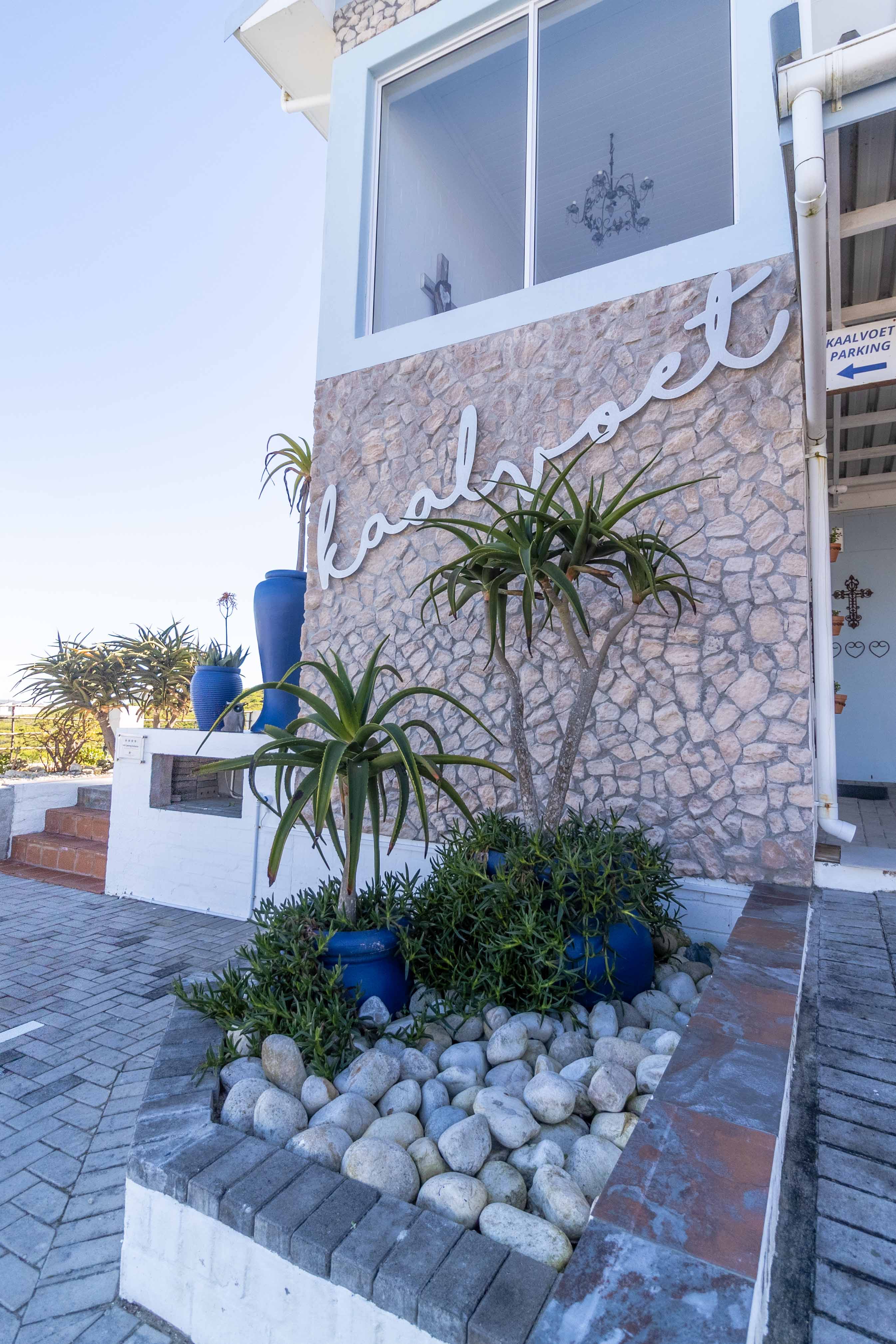 KAALVOET VILLA AND APARTMENTS