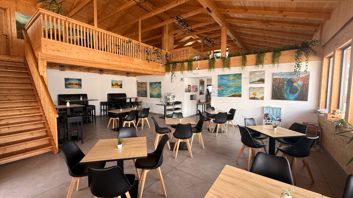 Tavči Kuhna X Ayatana deli