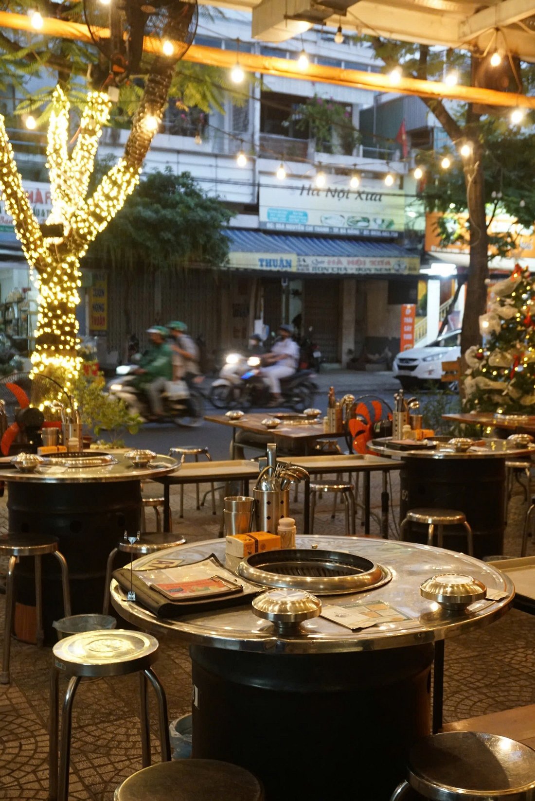 UNCLE BI GRILL HOUSE