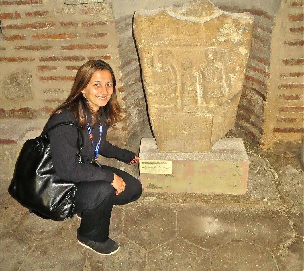 Suzana - Skopje tour guide