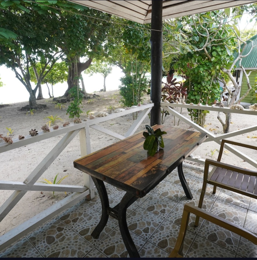 White Sandy Beach Resort is a