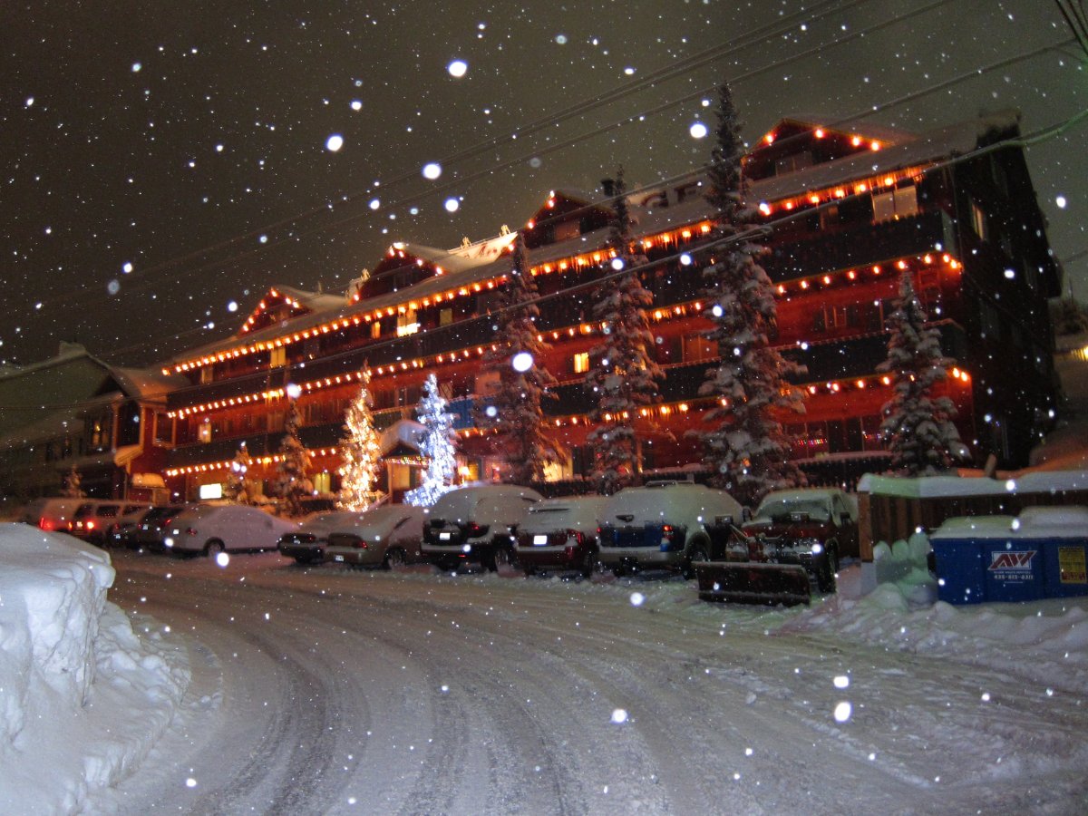 Chateau Apres Lodge