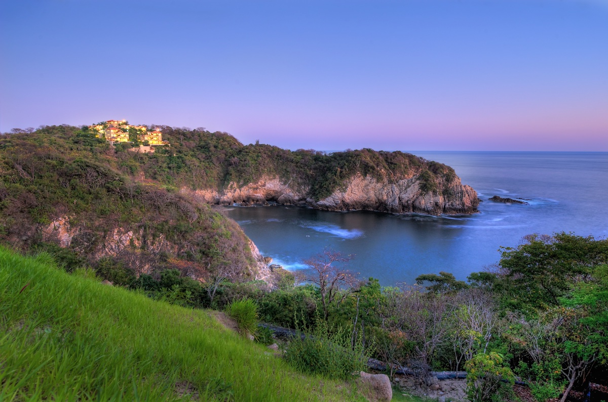 Las Palmas Villas & Casitas
