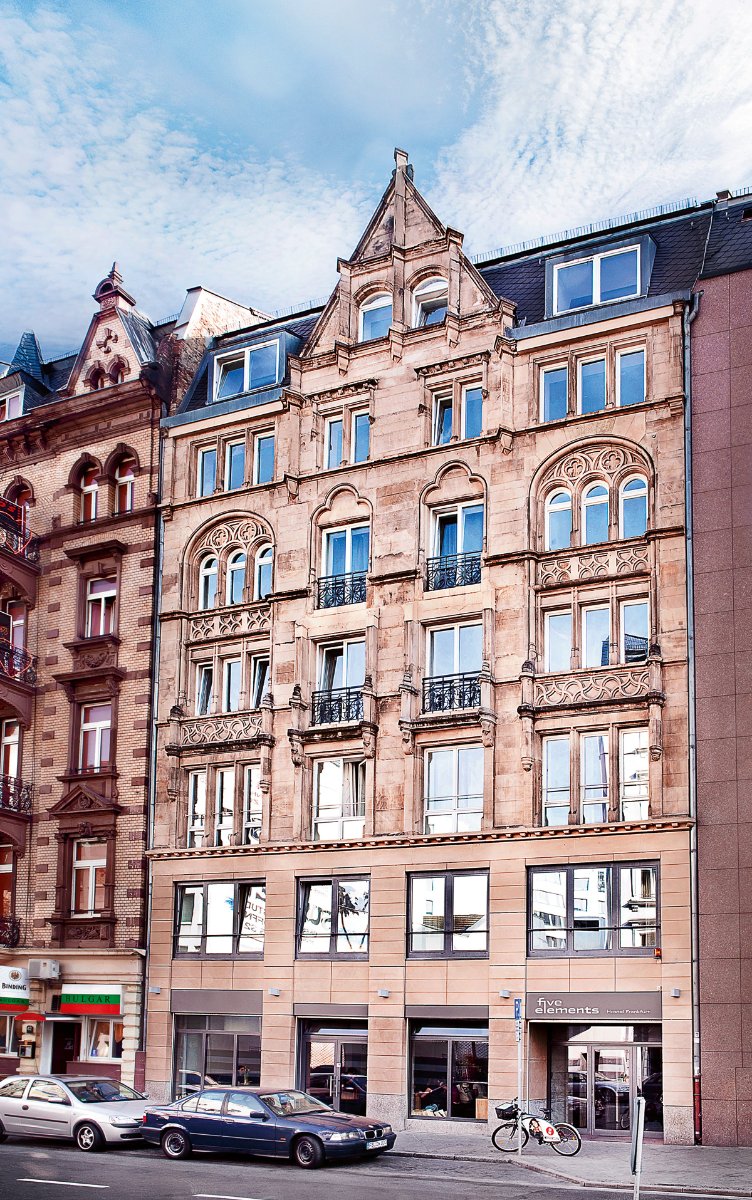 5 Elements Hostel & Capsules