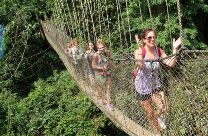 Tourist immersion in Ghana