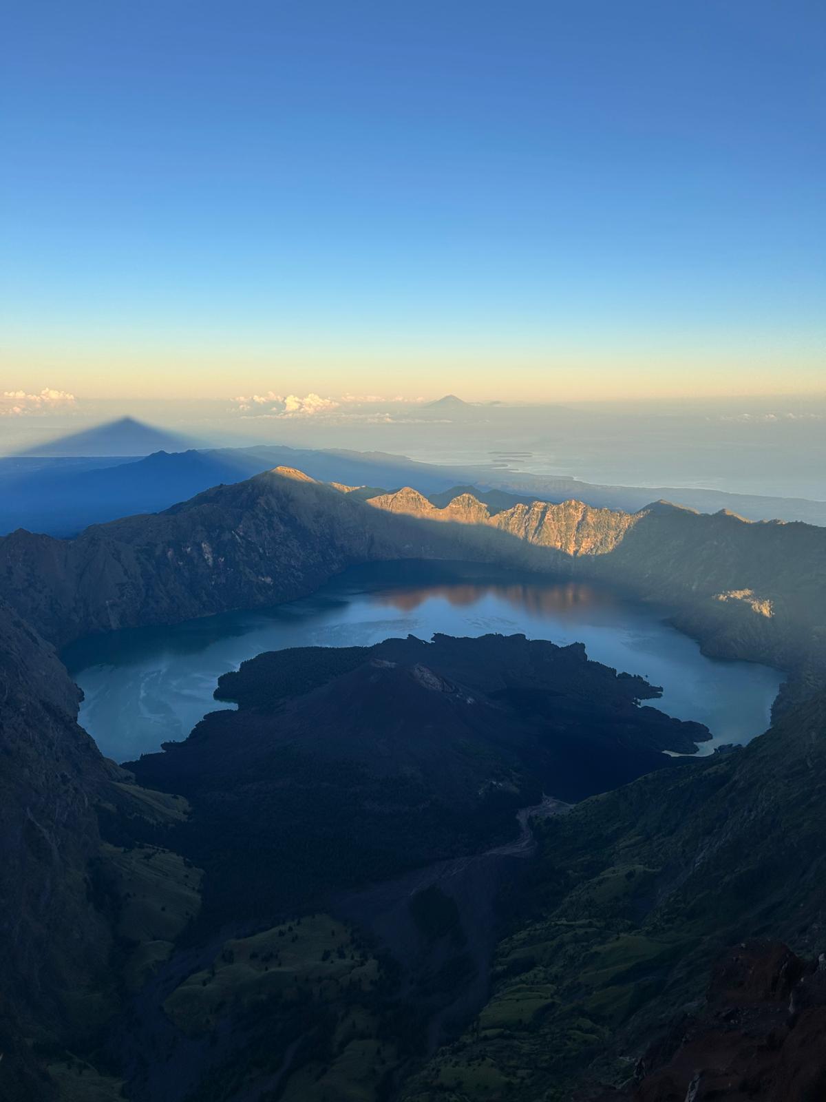 Mount Rinjani adventures
