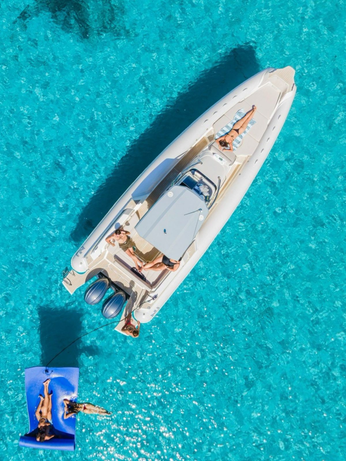 EGADI CHARTER & TOUR