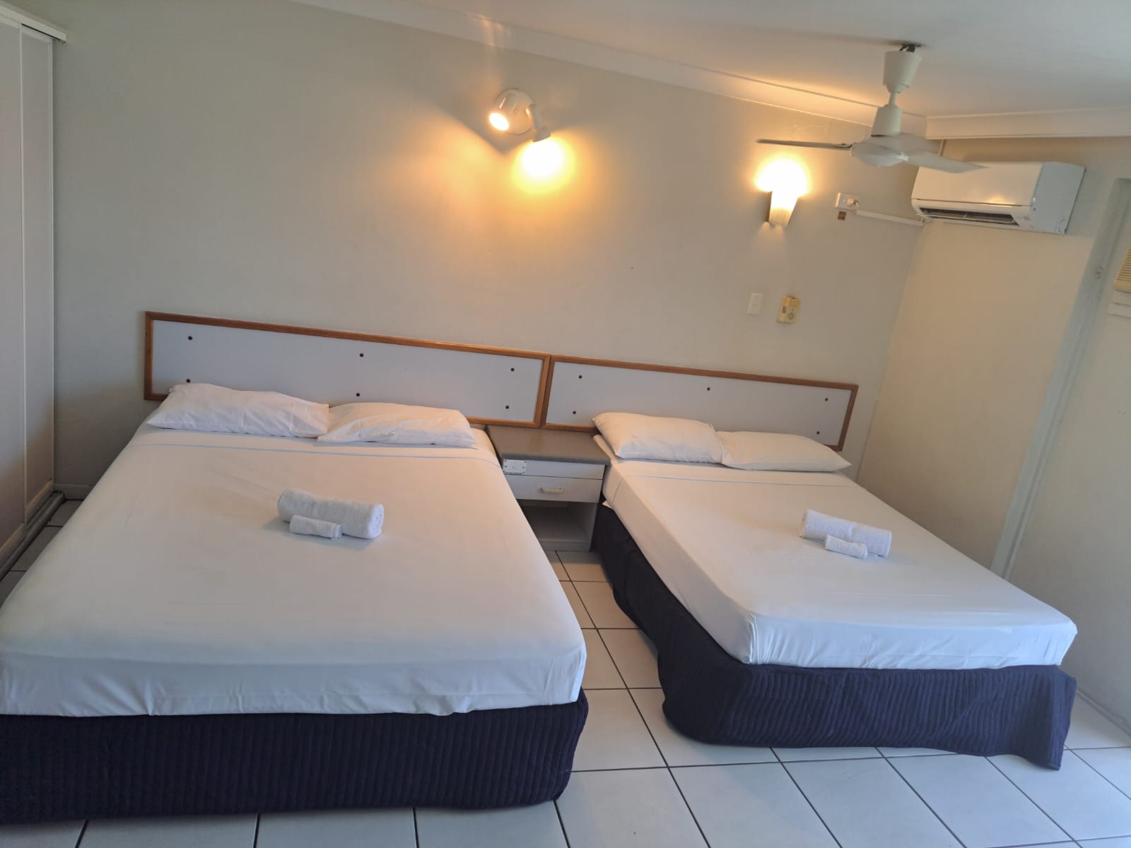 Cairns Holiday Lodge