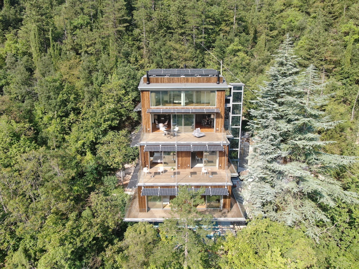 LA FORESTALE Luxury Ecolodge