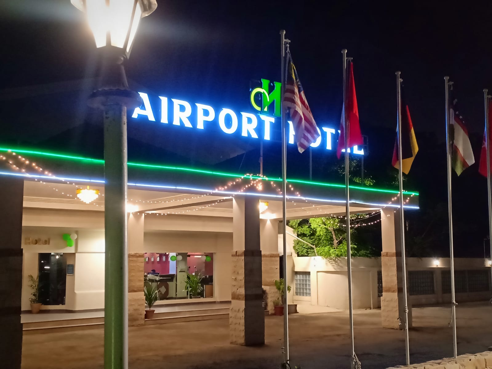 Airport Hotel