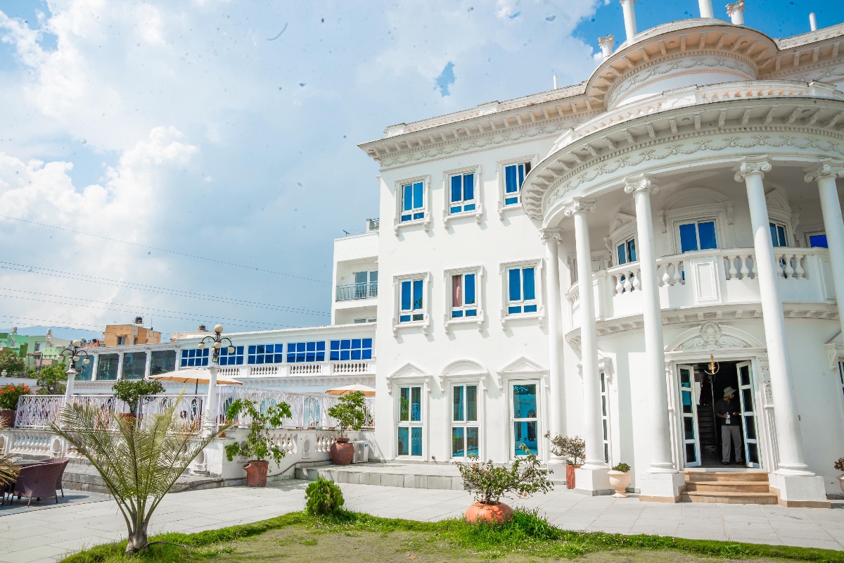 Dream Palace Resort