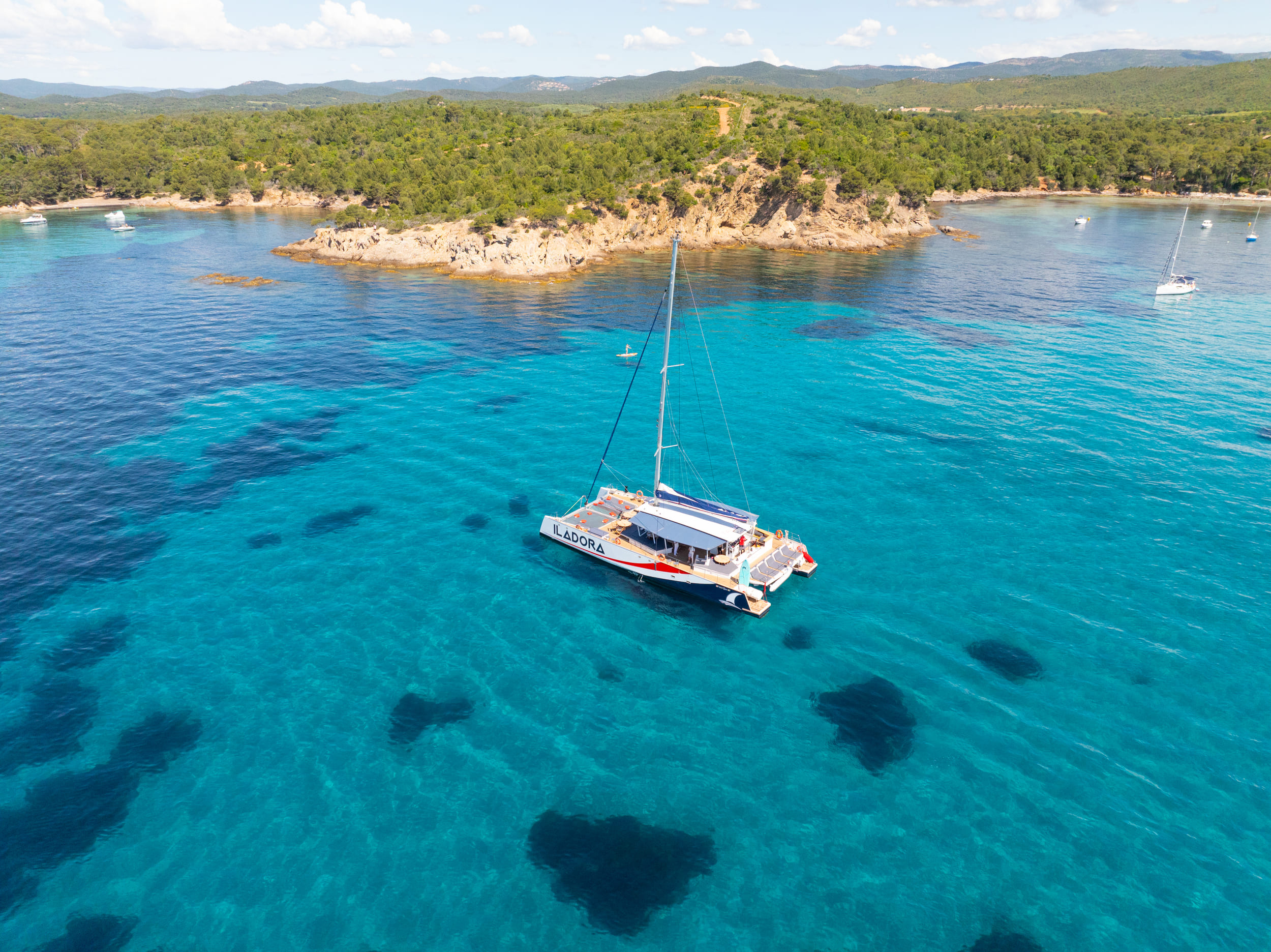 AMC CAPE GRACE MAXI CATAMARANS