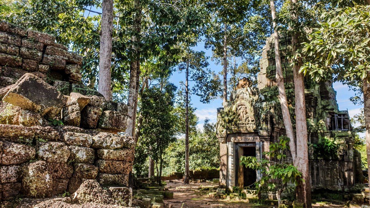 Angkor Offthebeatentrack Photo