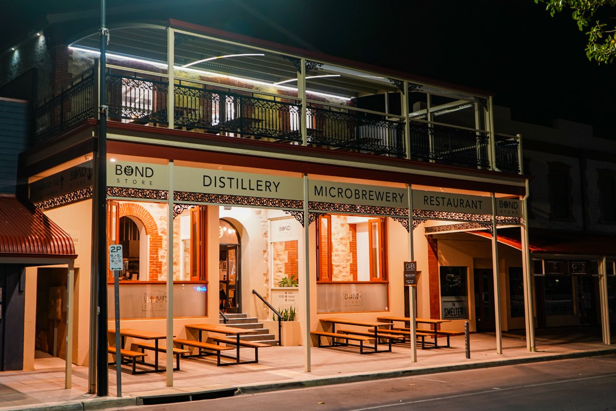 Bond store Wallaroo