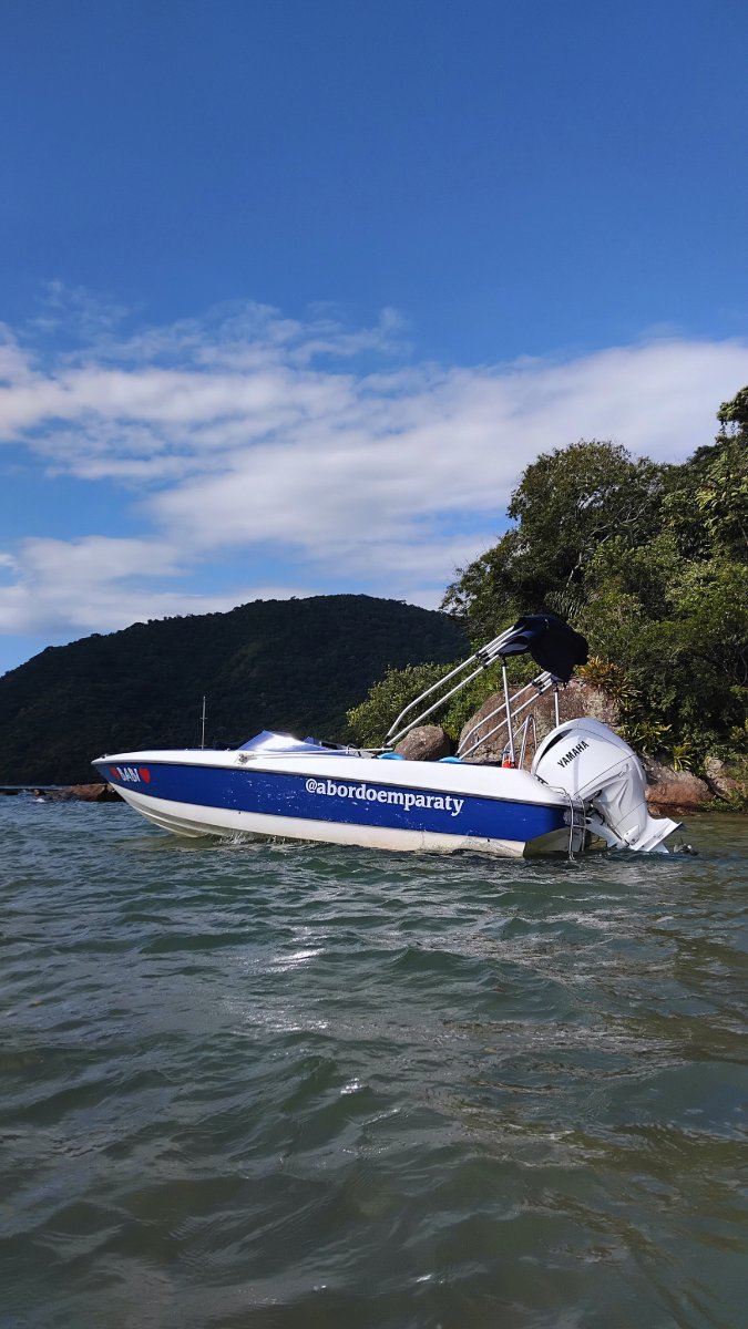 A bordo em Paraty Turismo