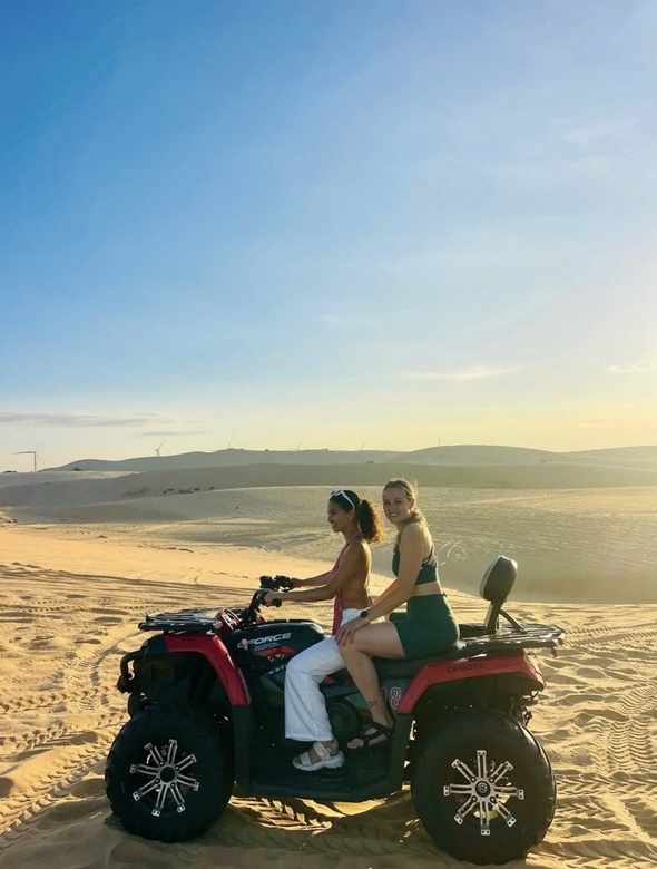 Freedom Nguyen Travel