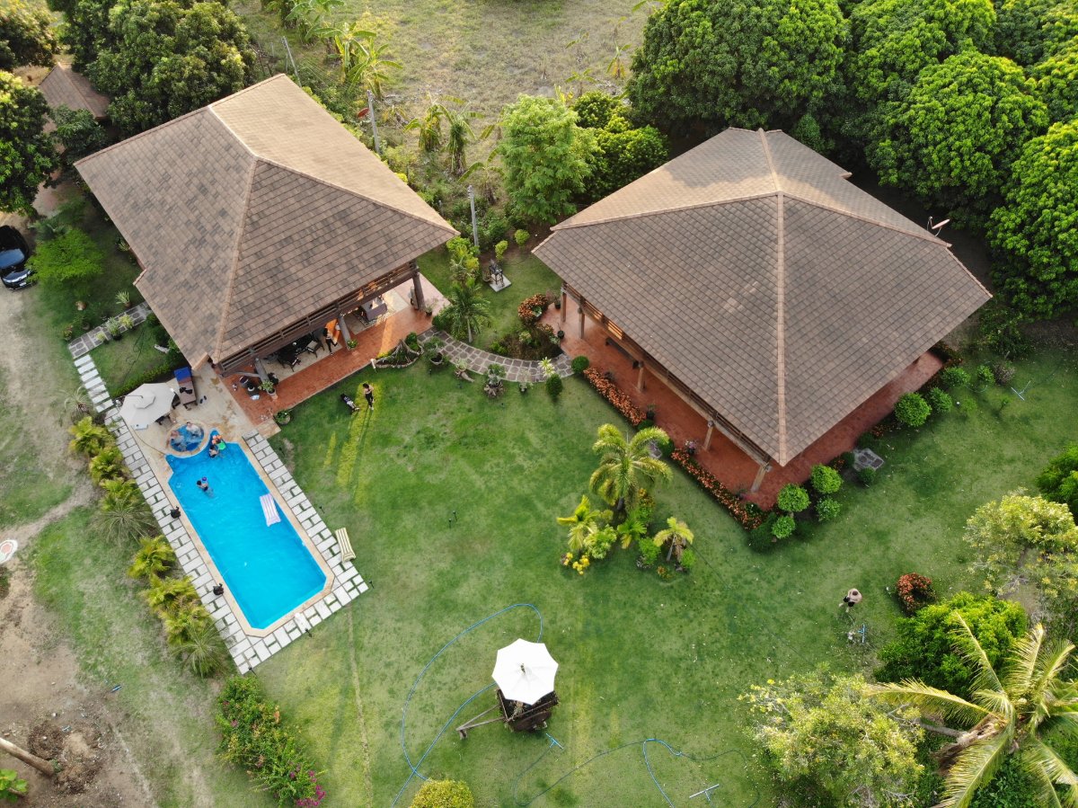 Bantak House / Ban Suan Arun