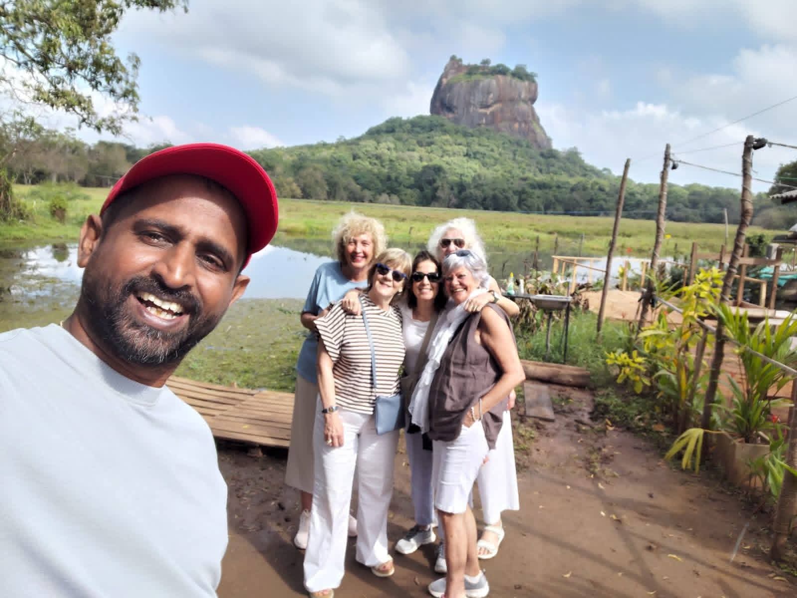 Ceylon Buddy Tour