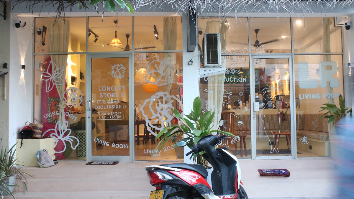 LIVING ROOM CONCEPT STORE