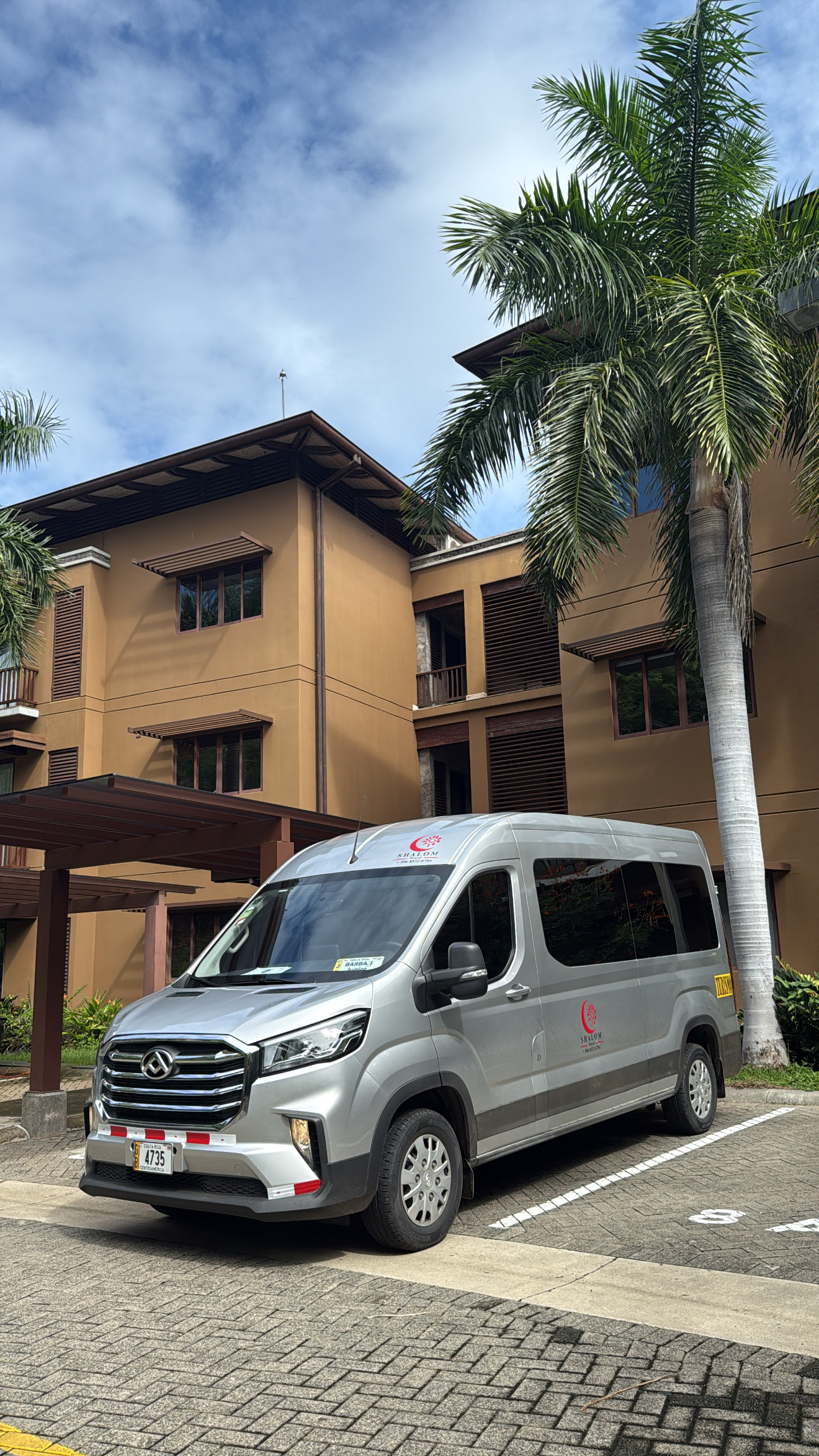 Discover Costa Rica Tours and Transfers