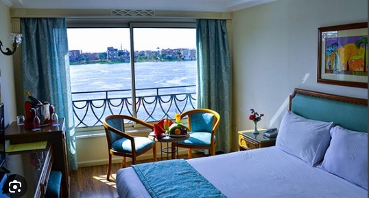 From Aswan: 4-Days 5-Star Nile Cruise with Guided Tours