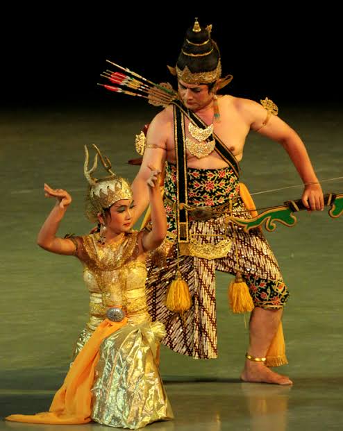 Prambanan temple and Ramayana show