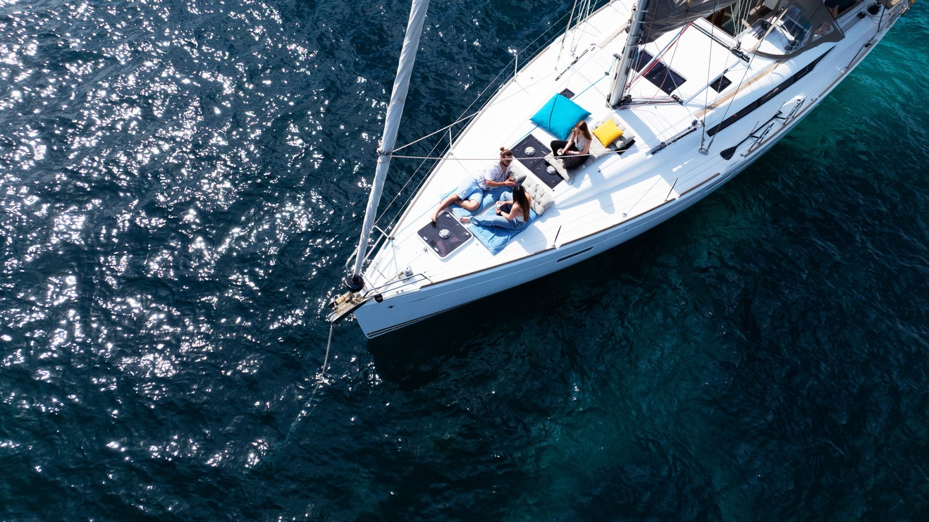 SAILING DAY CRUISE ON FRENCH RIVIERA