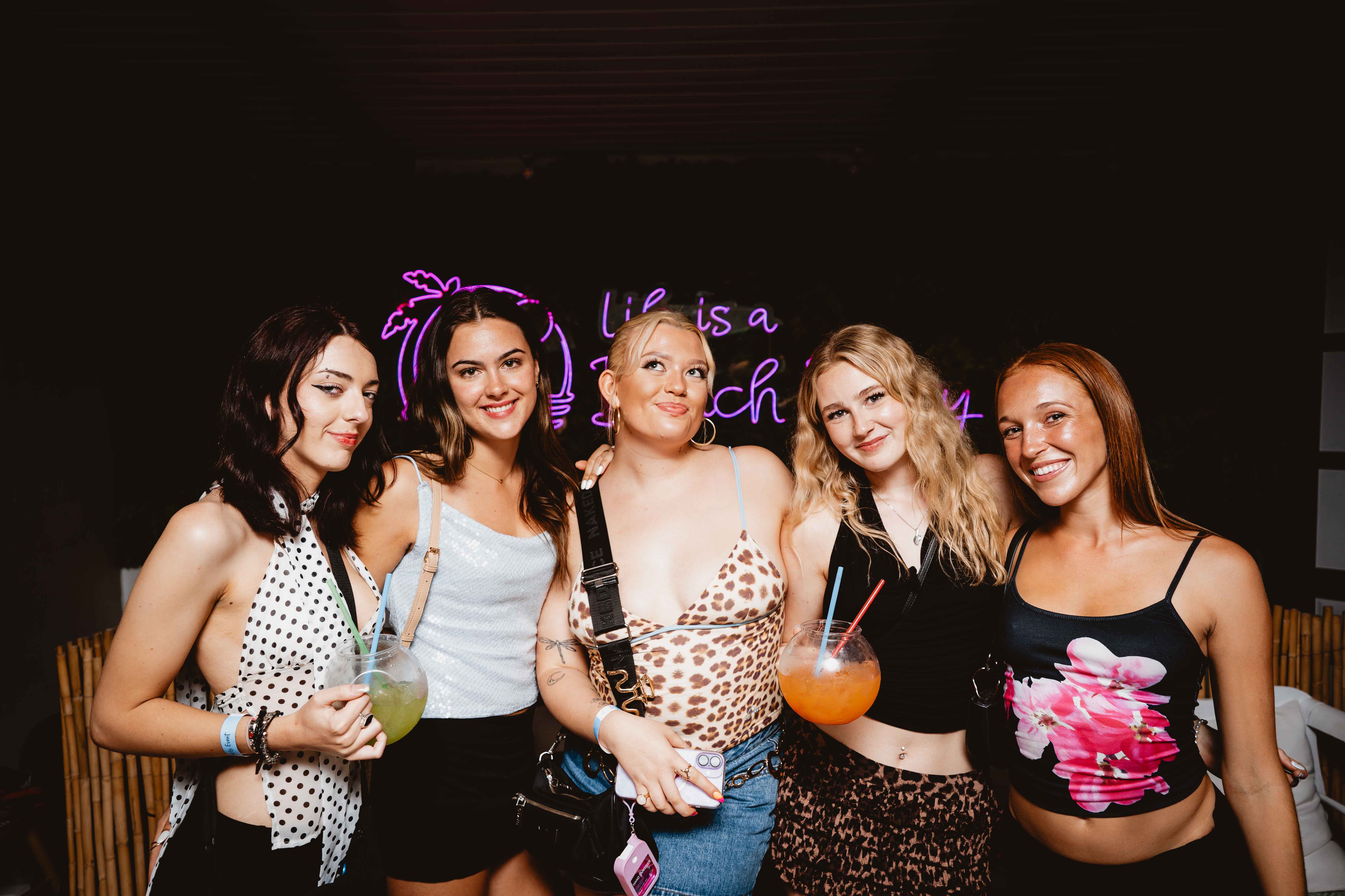LIFE IS A BEACH PARTY